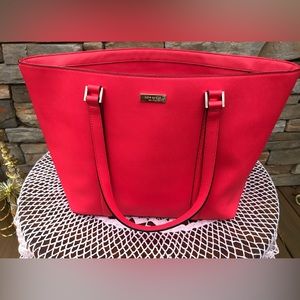 Kate Spade Newbury Lane Dally Geranium